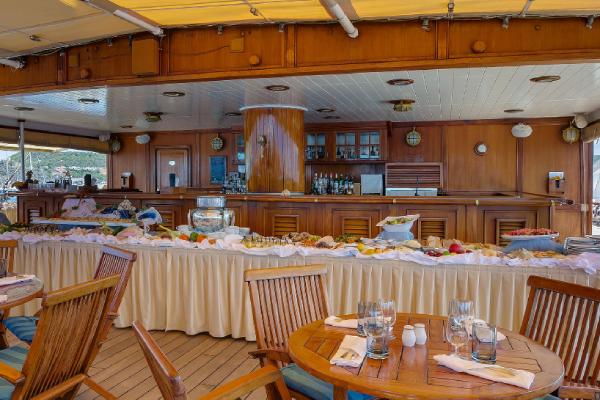 Sea Cloud II Gallery Image